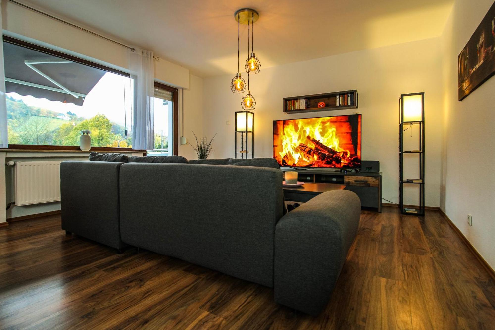 Moderne Fewo Sky Netflix Terrasse Burgblick Boxspringbett Waschtrockner بولاي المظهر الخارجي الصورة